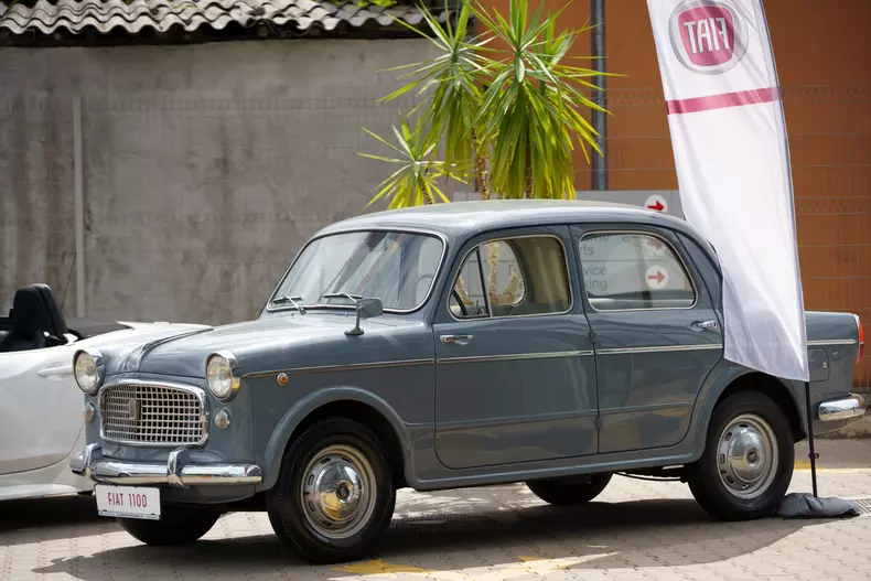 împlinit 120 Fiat 3
