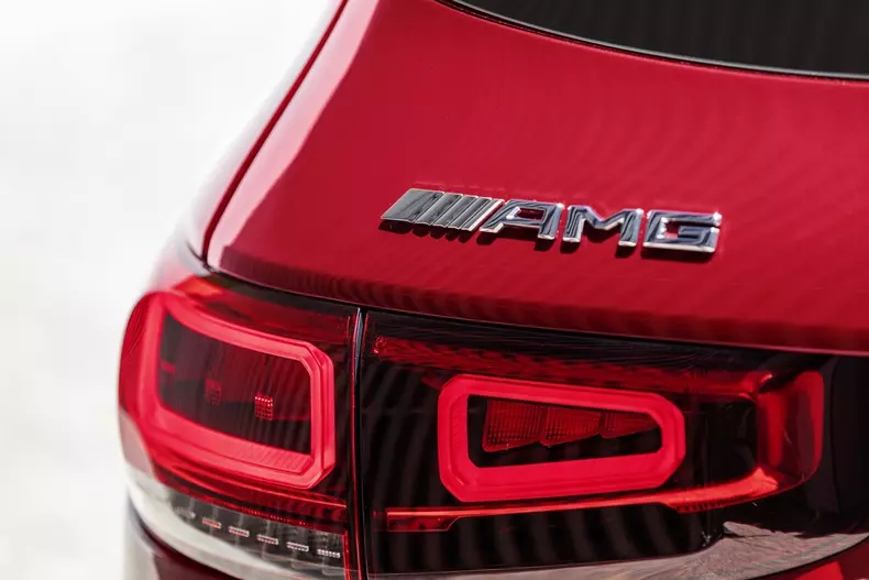 Mercedes-AMG GLB 35 24