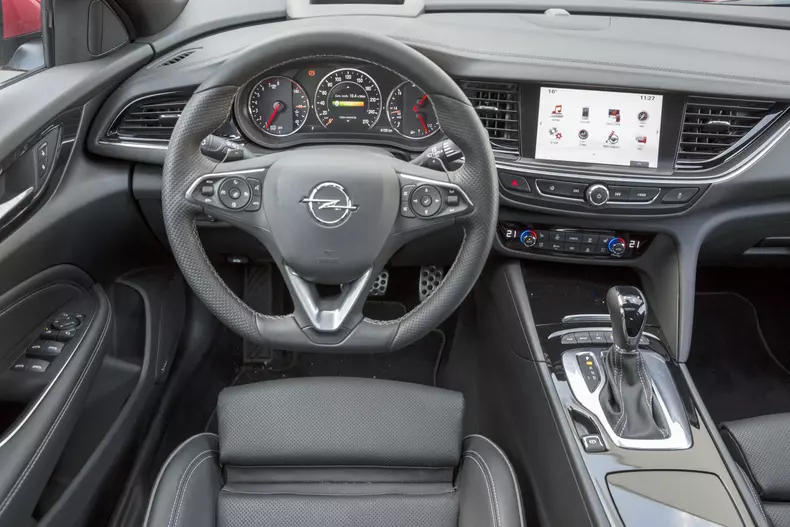 Opel Insignia GSI 001