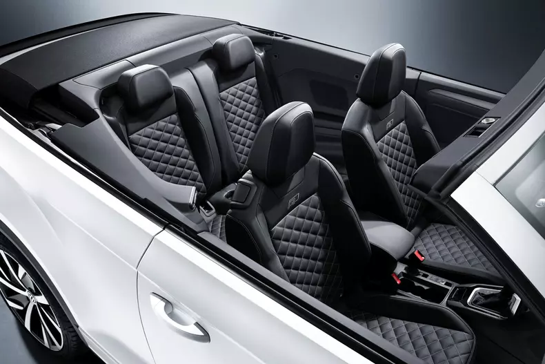 The new Volkswagen T-Roc Cabriolet