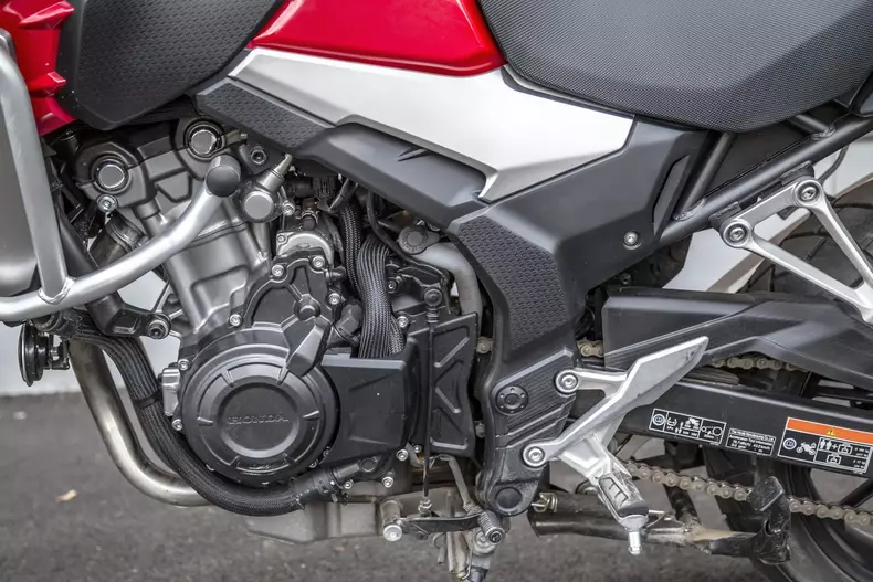 Honda CB500X foto Bogdan Paraschiv Auto Bild Romania 14