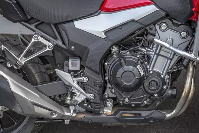 Honda CB500X foto Bogdan Paraschiv Auto Bild Romania 6