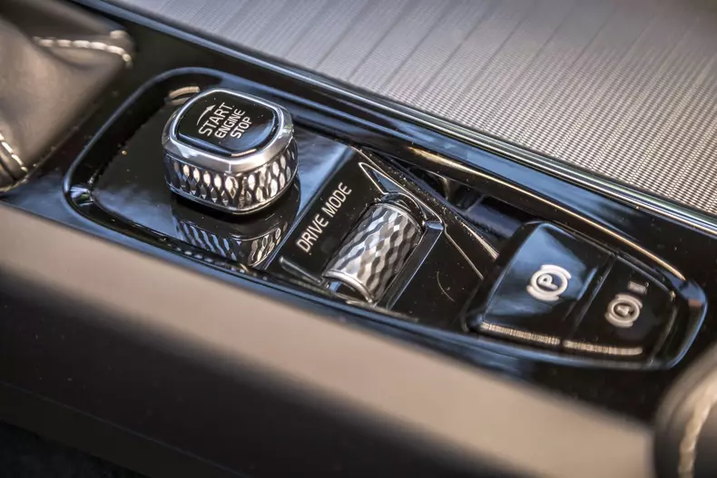 Volvo S60 Auto Bild Romania foto Bogdan Paraschiv 4 (2)