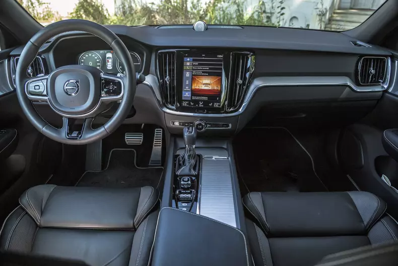 Volvo S60 Auto Bild Romania foto Bogdan Paraschiv 5 (2)