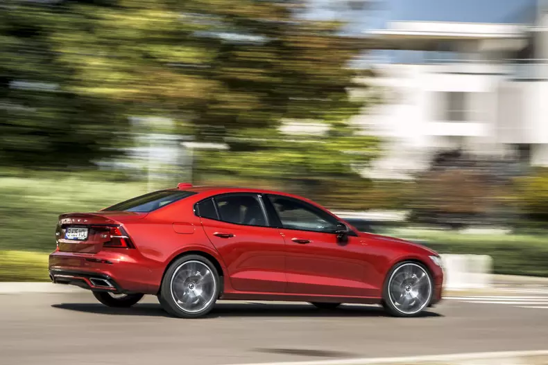 Volvo S60 Auto Bild Romania foto Bogdan Paraschiv 9