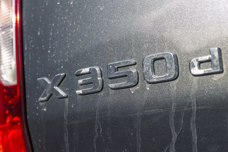 Mercedes Clasa X 002