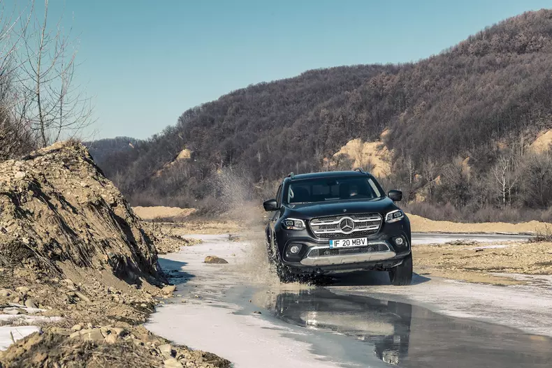 Mercedes Clasa X 015