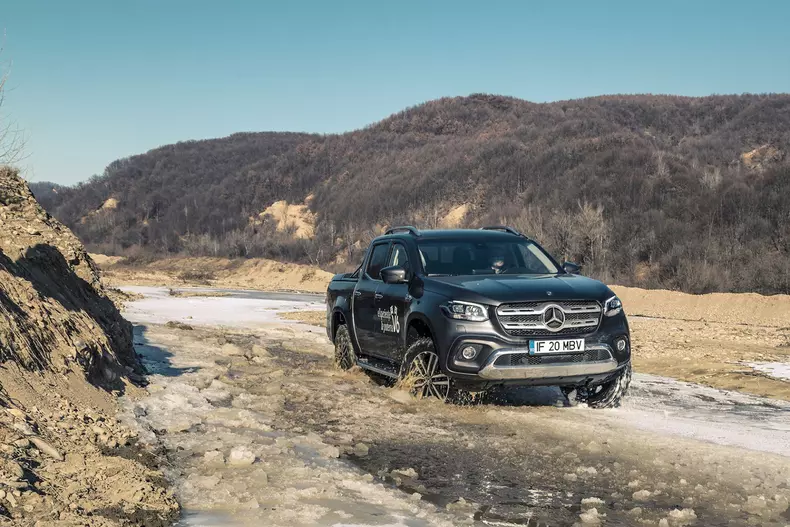 Mercedes Clasa X 016