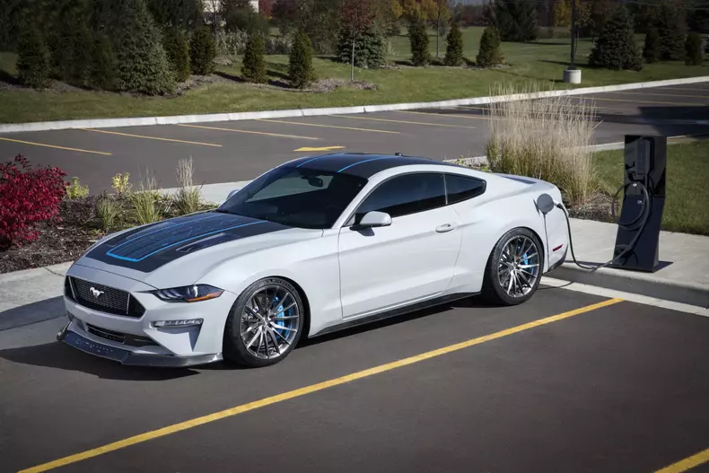 ford-mustang-lithium-tuning-webasto-electric (3)