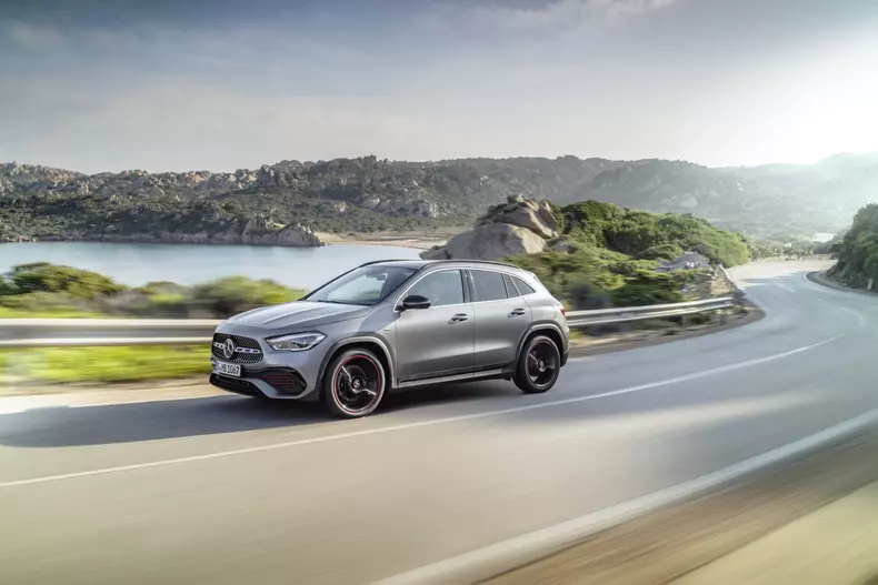 Mercedes-Benz GLA 2019Mercedes-Benz GLA 2019