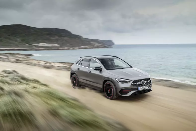 Mercedes-Benz GLA 2019Mercedes-Benz GLA 2019