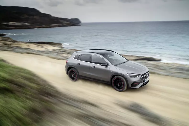 Mercedes-Benz GLA 2019Mercedes-Benz GLA 2019
