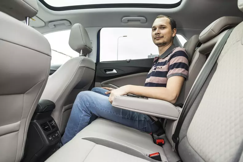 Opel Grandland X 007