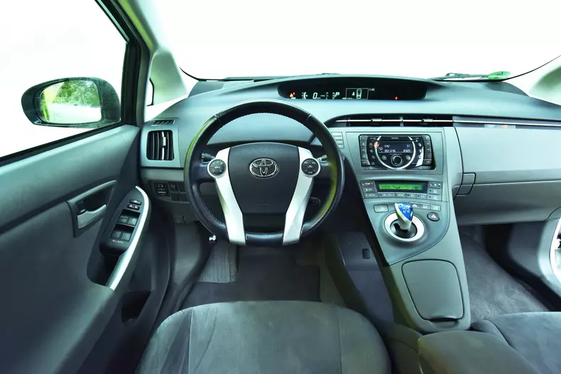 SH VW Polo vs Prius 003