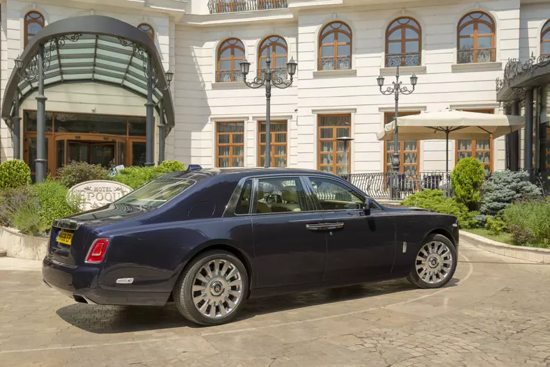 Rolls Royce Phantom 053