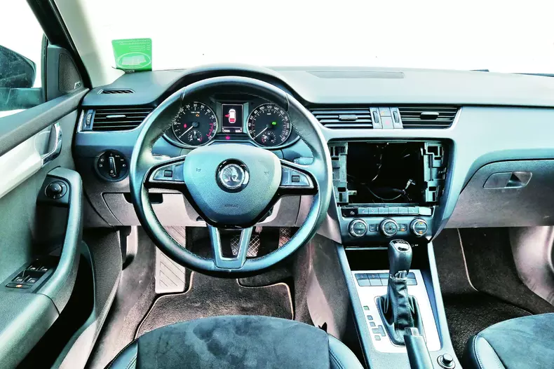 SH Skoda Octavia Break 002