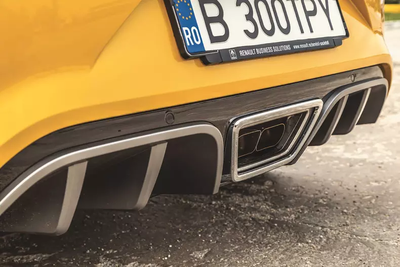 Renault Megane RS 010