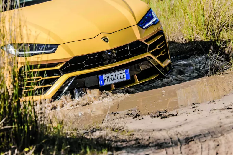 Test Lamborghini Urus 008