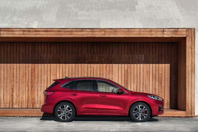 prețuri ford kuga 4