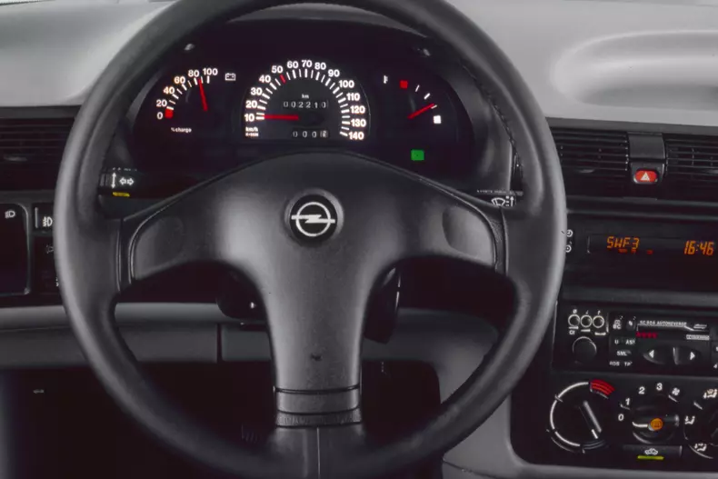 1991_Opel Impuls II 01