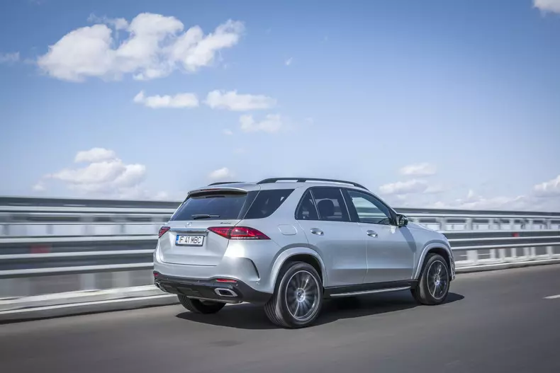 Mercedes-Benz GLE 019