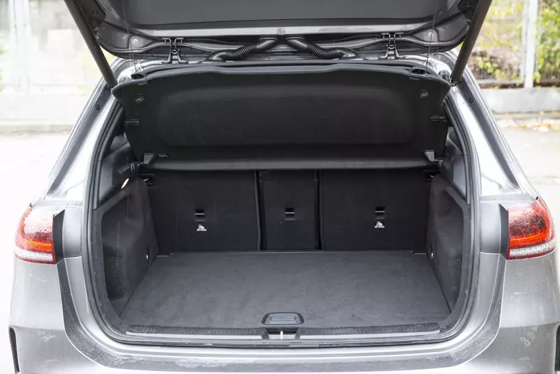 Mercedes Clasa B 006