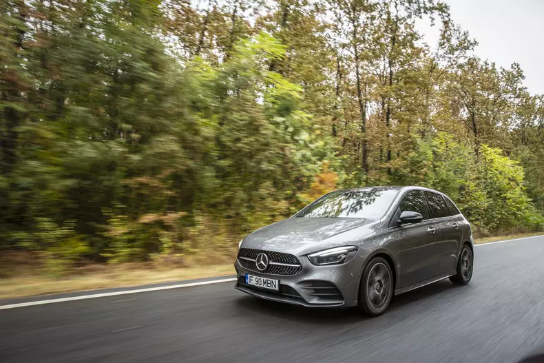 Mercedes Clasa B 009