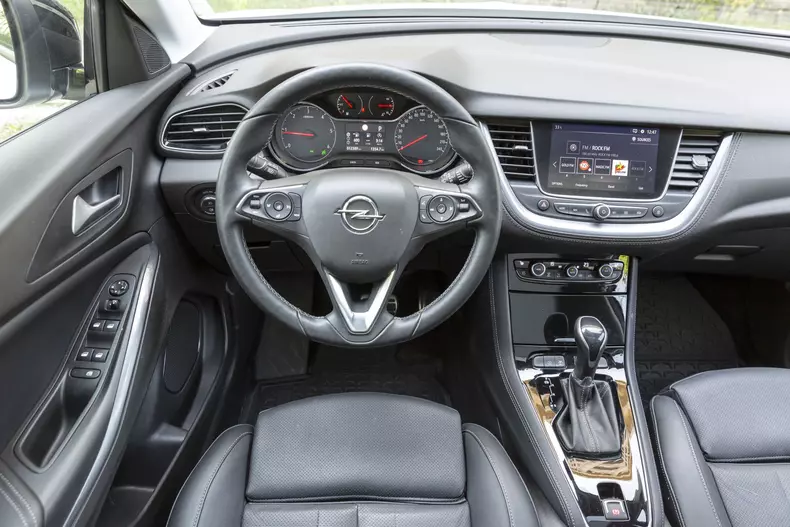 Opel Grandland X 006