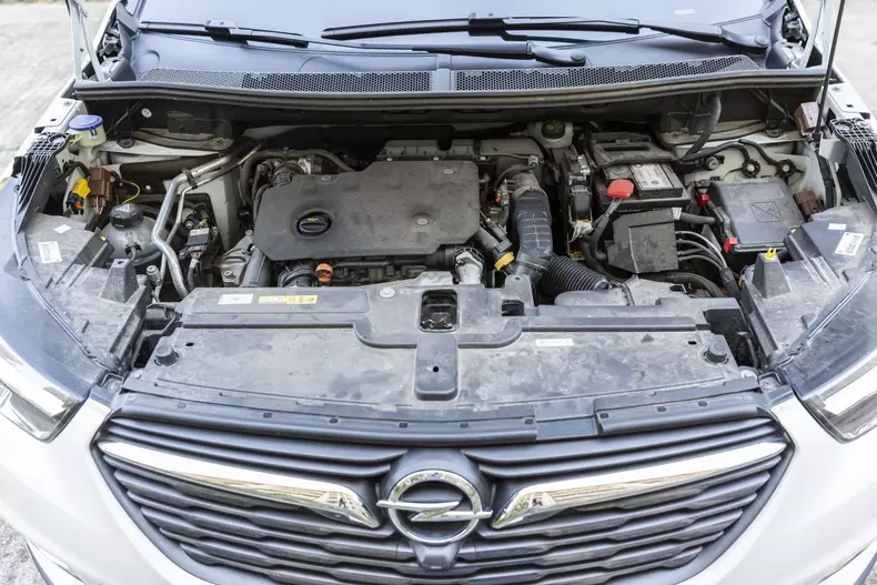 Opel Grandland X 010