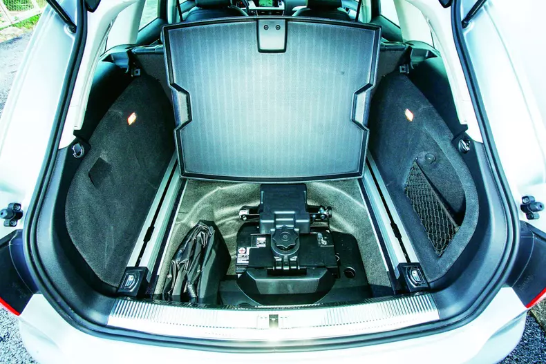 SH Seria 3 vs A4 vs Clasa C 002