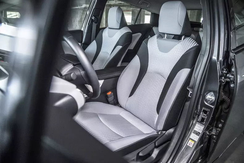 Toyota Prius PHEV 009