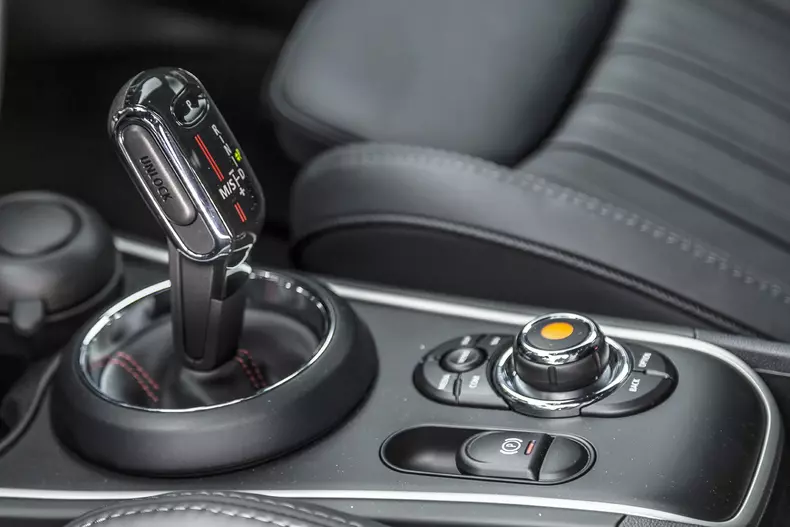 Mini Countryman JCW 015