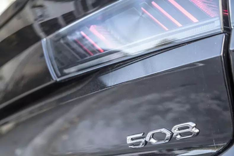 Peugeot 508 012