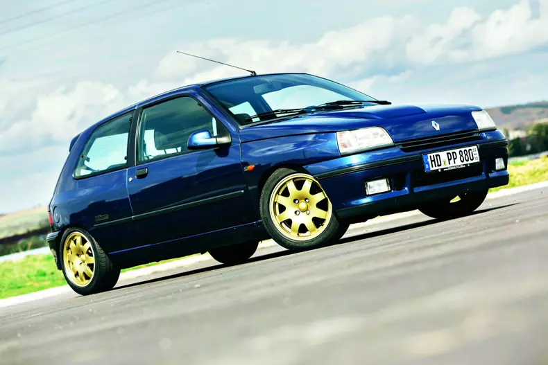 SH Renault Clio RS 004