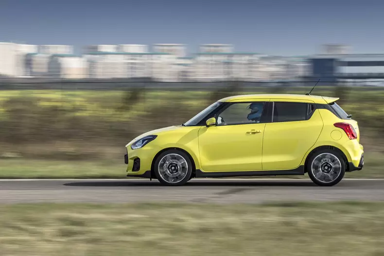 Suzuki Swift Sport 004