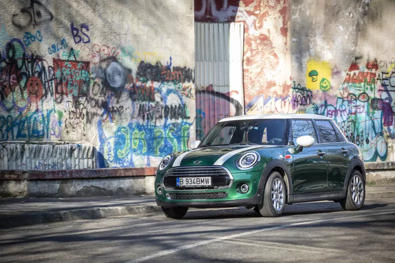 Test Drive MINI Cooper 002