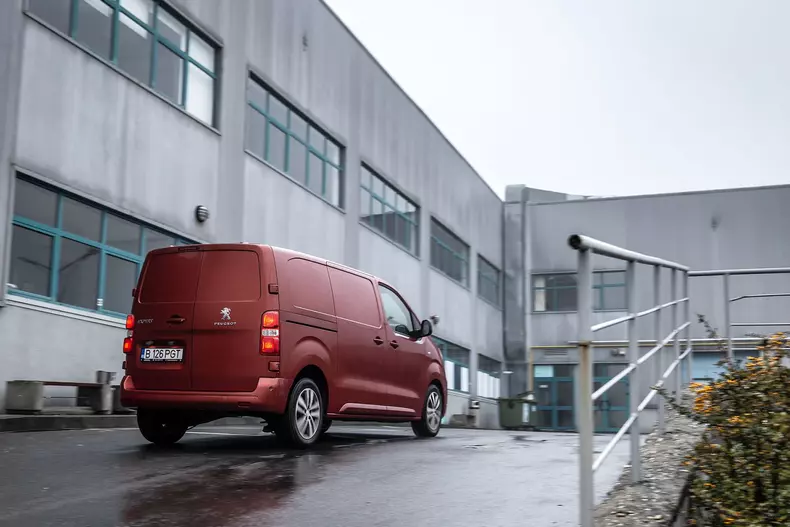 Test Drive Peugeot Expert 005