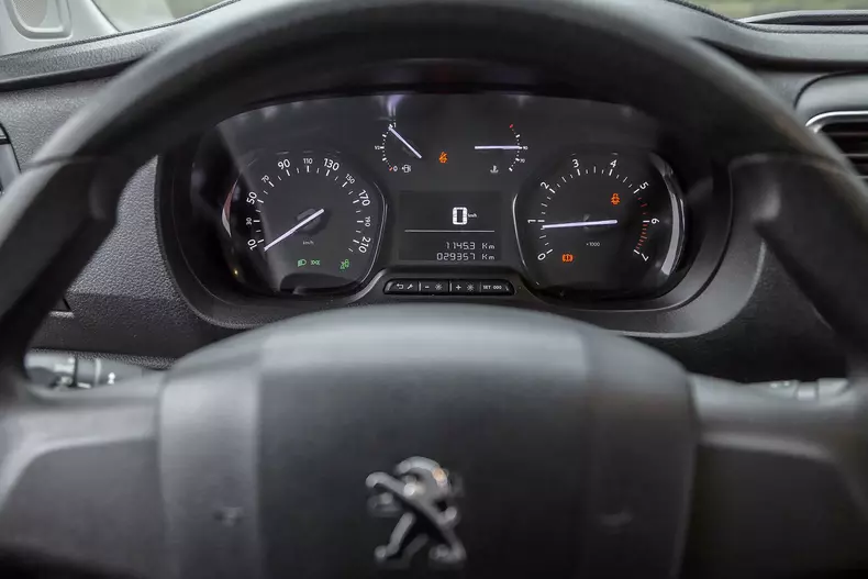 Test Drive Peugeot Expert 012