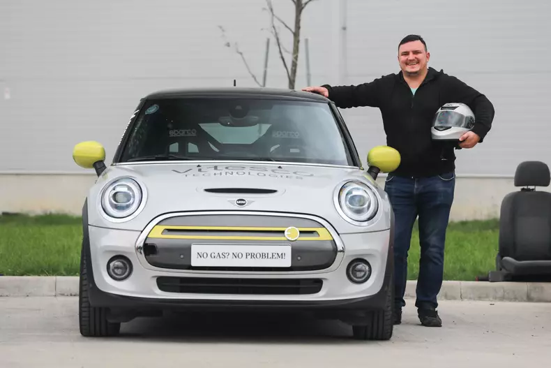 MINI Cooper SE la CNSS 2020 foto Dragos Savu037