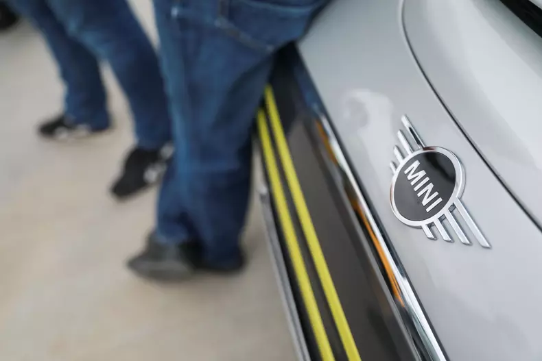 MINI Cooper SE la CNSS 2020 foto Dragos Savu072