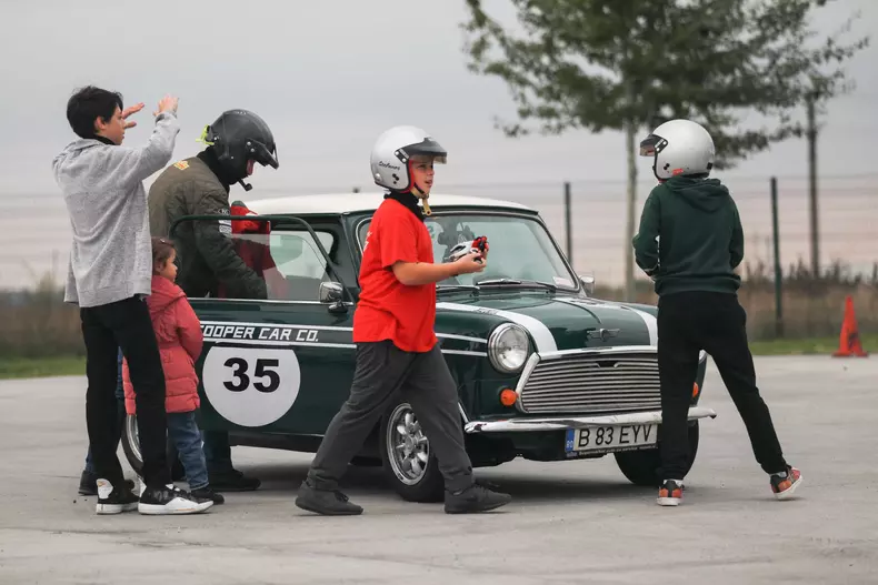 MINI Cooper SE la CNSS 2020 foto Dragos Savu082