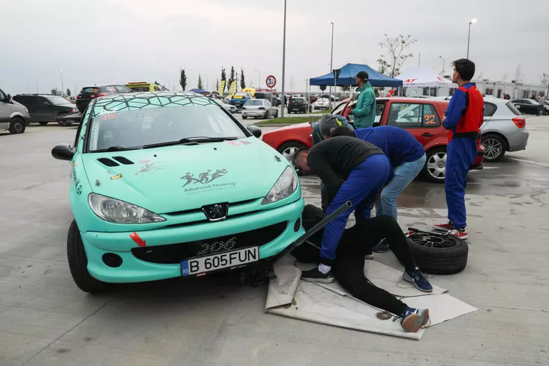 MINI Cooper SE la CNSS 2020 foto Dragos Savu083