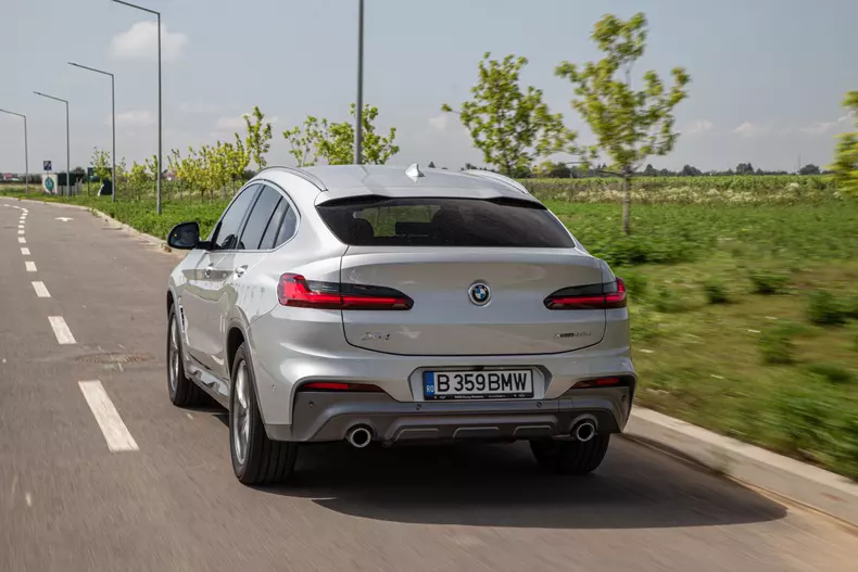 BMW X4 009