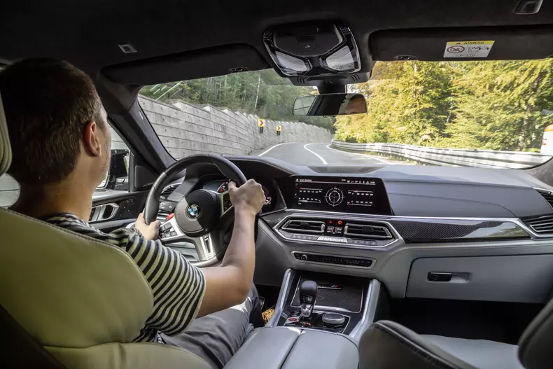 BMW X6 M Competition 035