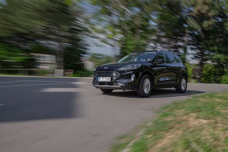 Ford Kuga 014