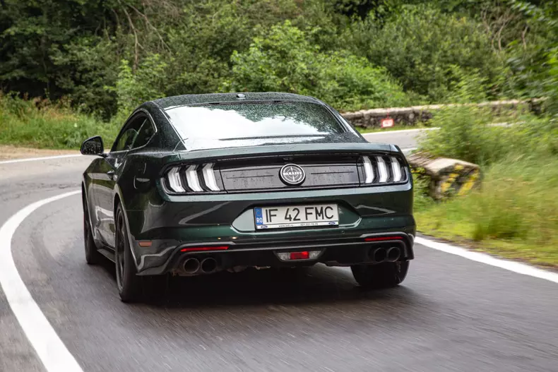 Ford Mustang Bullitt 120