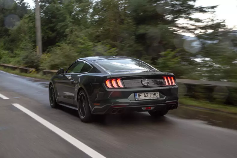 Ford Mustang Bullitt 122