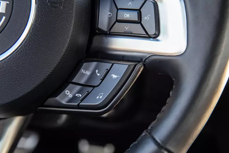 Ford Mustang Bullitt 129