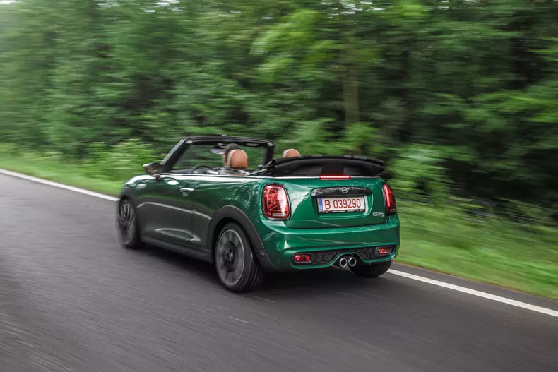 Mini Cooper S Cabrio 010