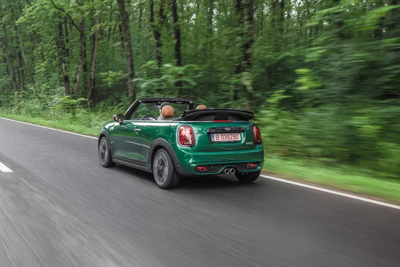 Mini Cooper S Cabrio 011